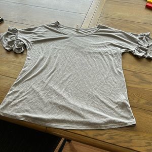 Women’s Pinkblush gray short sleeve ruffle t-shirt. Size Small